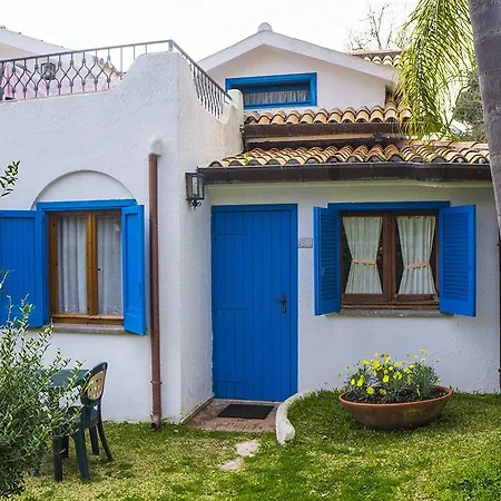 Baia D'oro Отель Сабаудия