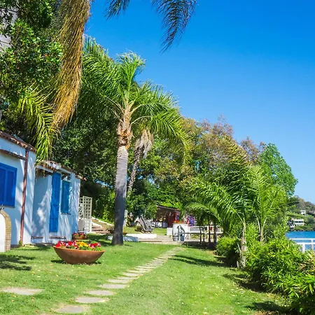 ホテル Baia D'oro サバウディア