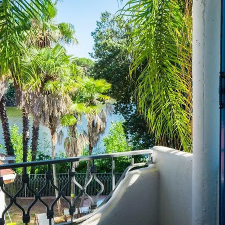 ホテル Baia D'oro 3*