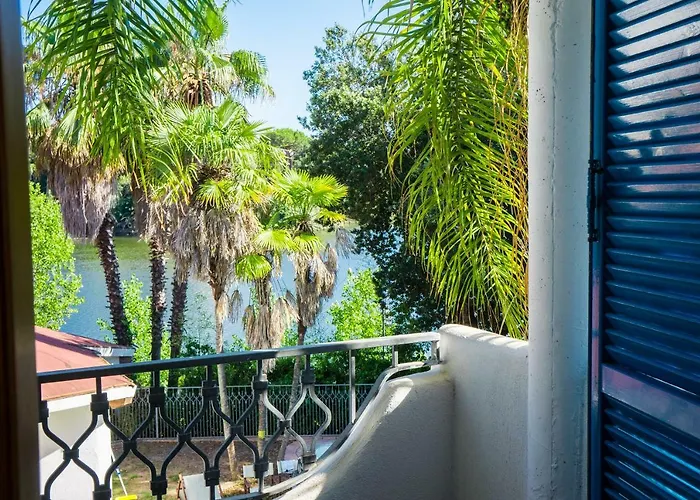 מלון Baia D'oro 3*